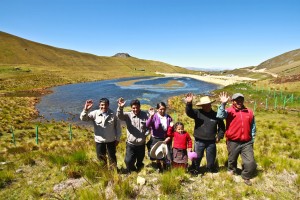 Abastecimiento de agua para agricultores. (Foto: Yanacocha)