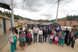 Damnificados reciben ayuda (Yanacocha)